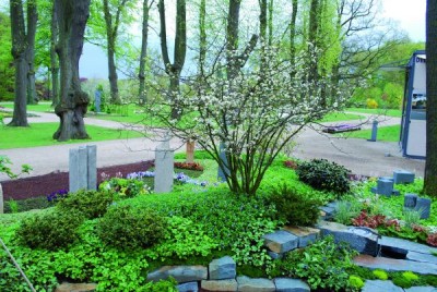 2035-Garten-Gräber.jpg