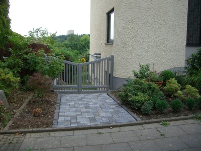 Vorgarten 1.jpg