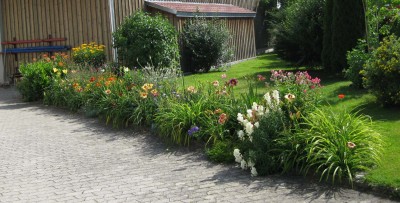 Rabatte an der Reithalle_4080.jpg