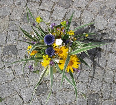 Blumenstraußblauweißgelb_5804.jpg