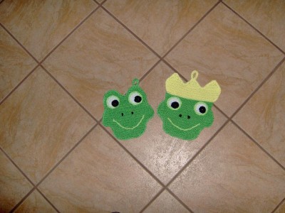Topflappen Froschkönig.jpg