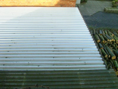 carport 001.JPG