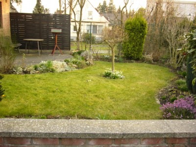 Vorgarten 002.jpg