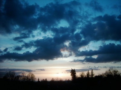Sonnenuntergang 12.04. (5).JPG