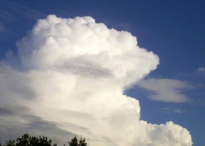 Wolkenformation am 22.04.2008.jpg