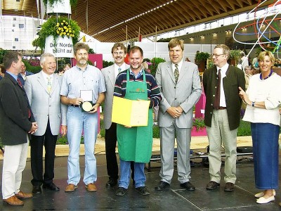 1512_2.jpg