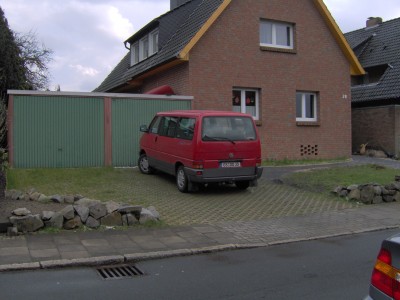 unser Vorgarten 002.jpg