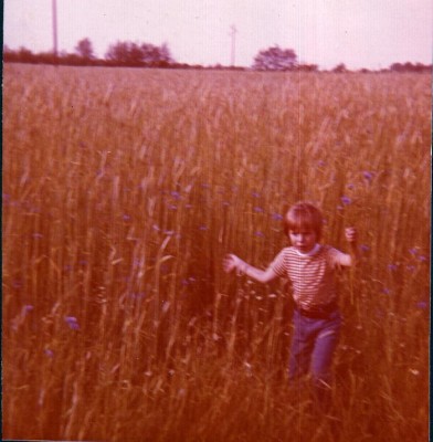 1975_ich_im_Kornfeld.jpg