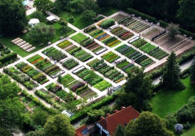 2539-Kuechengarten-Luftbild.jpg